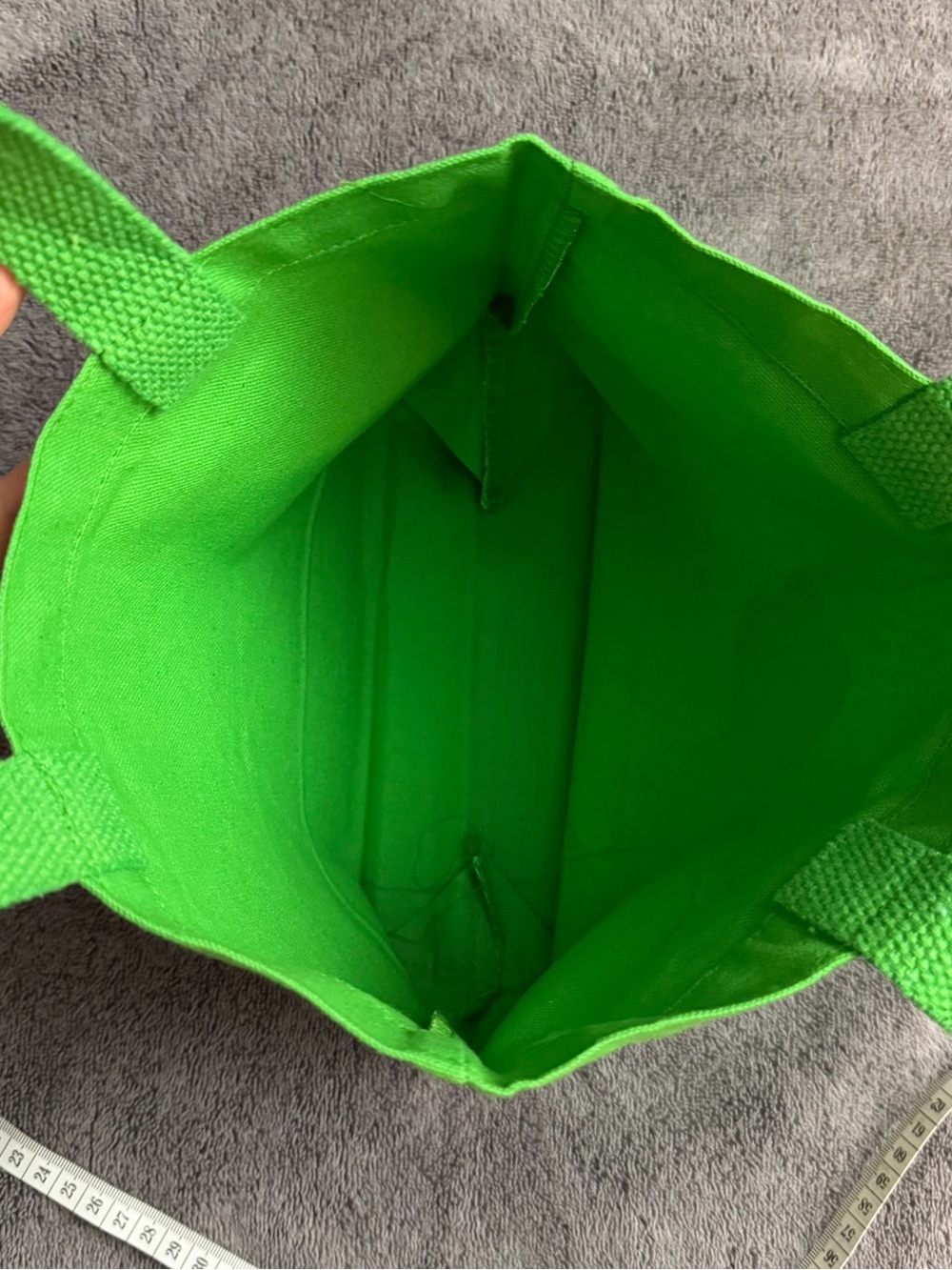 Reusable Canvas Gift Bag - Green Canvas Tote with Daisy Patch - Picture 7 of 7
